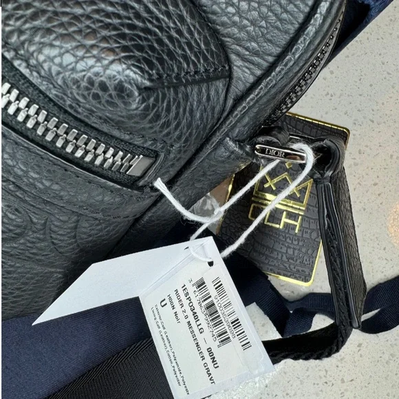 DIOR RIDER 2.0 ZIPPED MESSENGER BAG - Picture 9 of 12